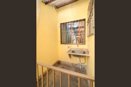 Casa para alugar com 56m², 2 quartos e 1 vagaÁrea de Serviço