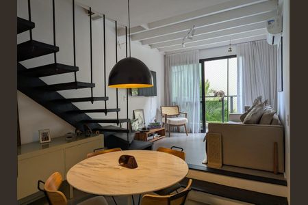 Apartamento à venda com 71m², 1 quarto e 1 vaga Apartamento à venda com 71m², 1 quarto e 1 vagaSala de jantar