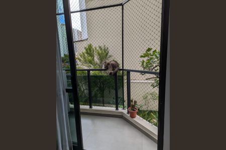 Apartamento à venda com 71m², 1 quarto e 1 vaga Apartamento à venda com 71m², 1 quarto e 1 vagaVaranda