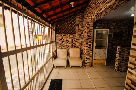 Casa para alugar com 250m², 8 quartos e sem vagaVaranda