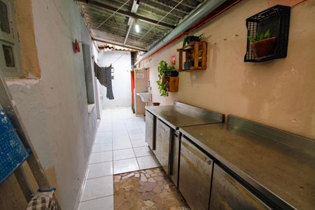 Casa para alugar com 250m², 8 quartos e sem vagaQuintal