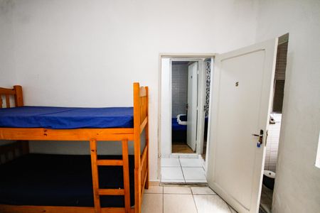 Casa para alugar com 250m², 8 quartos e sem vagaQuarto 6