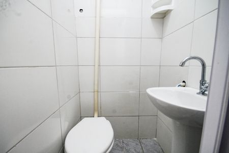 Casa para alugar com 250m², 8 quartos e sem vagaBanheiro da Suíte 4