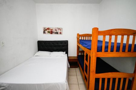 Casa para alugar com 250m², 8 quartos e sem vagaQuarto 6