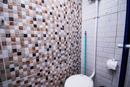 Casa para alugar com 250m², 8 quartos e sem vagaBanheiro da Suíte 7