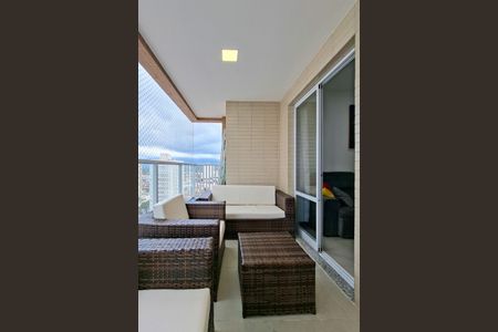 Apartamento para alugar com 77m², 2 quartos e 2 vagas Apartamento para alugar com 77m², 2 quartos e 2 vagasSacada