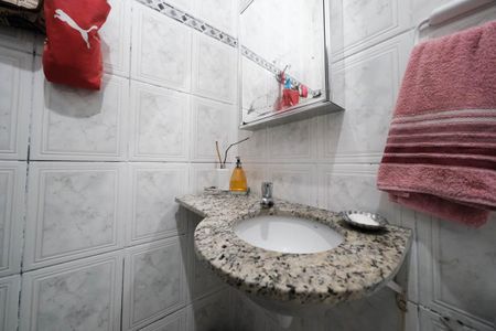 Casa para alugar com 160m², 3 quartos e 7 vagasBanheiro 1