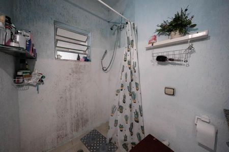 Casa para alugar com 160m², 3 quartos e 7 vagasBanheiro 2