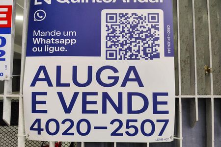 Casa para alugar com 160m², 3 quartos e 7 vagasFachada