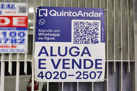 Casa para alugar com 160m², 3 quartos e 7 vagasFachada