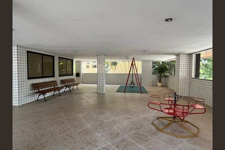 Apartamento à venda com 163m², 4 quartos e 2 vagasÁrea comum - Playground