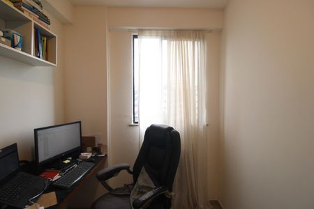 Apartamento à venda com 163m², 4 quartos e 2 vagasQuarto 2