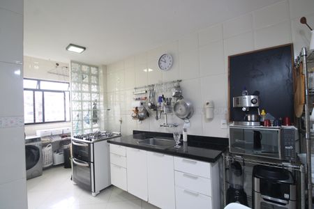 Apartamento à venda com 163m², 4 quartos e 2 vagasCozinha