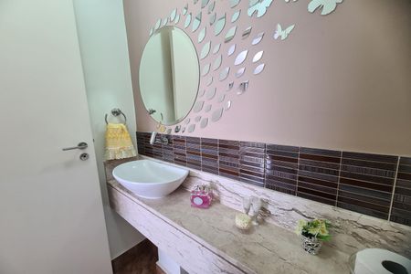 Apartamento à venda com 130m², 4 quartos e 2 vagas Apartamento à venda com 130m², 4 quartos e 2 vagasLavabo