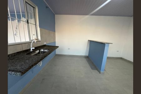 Sala/Cozinha de casa para alugar com 2 quartos, 55m² em Jardim do Líbano, Barueri