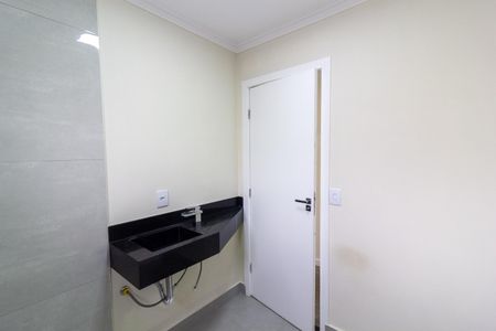 Casa para alugar com 165m², 3 quartos e 2 vagasBanheiro Social