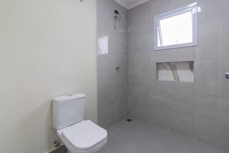 Casa para alugar com 165m², 3 quartos e 2 vagasBanheiro Social