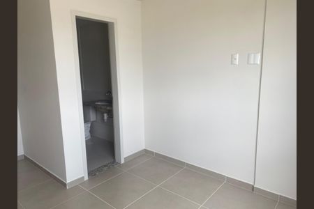Sala de apartamento para alugar com 2 quartos, 54m² em Parque Oeste Industrial, Goiânia