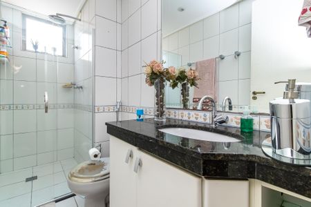 Apartamento à venda com 139m², 4 quartos e 2 vagasBanheiro Social