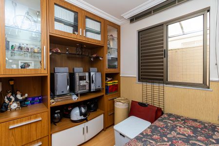 Apartamento à venda com 139m², 4 quartos e 2 vagasQuarto 3