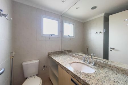 Apartamento para alugar com 102m², 3 quartos e 2 vagasBanheiro do quarto 1