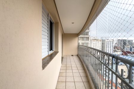 Apartamento para alugar com 102m², 3 quartos e 2 vagasVaranda