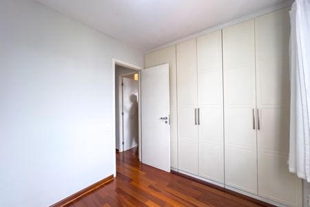 Apartamento para alugar com 102m², 3 quartos e 2 vagasQuarto 3