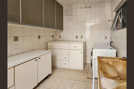 Casa para alugar com 140m², 3 quartos e 2 vagasLavanderia