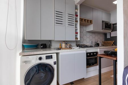 Apartamento para alugar com 46m², 2 quartos e 1 vagaÁrea de Serviço