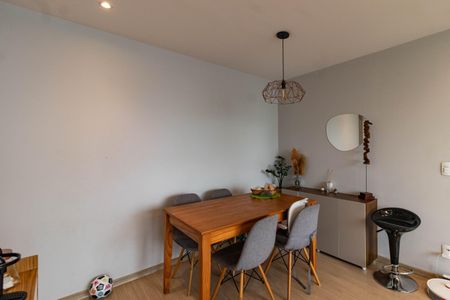 Sala / Sala de Jantar de apartamento para alugar com 2 quartos, 46m² em Parque Industrial Tomas Edson, São Paulo