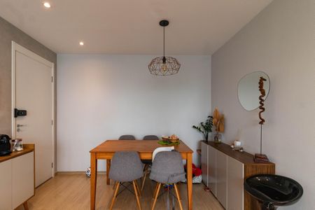 Sala / Sala de Jantar de apartamento para alugar com 2 quartos, 46m² em Parque Industrial Tomas Edson, São Paulo