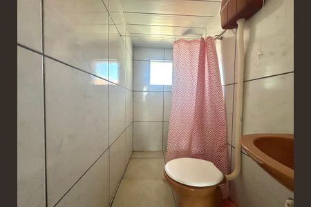 Banheiro de casa para alugar com 2 quartos, 100m² em Capoeiras, Florianópolis