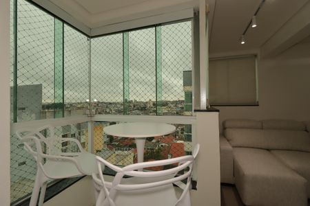 Apartamento à venda com 166m², 3 quartos e 2 vagasVaranda