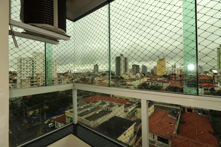 Apartamento à venda com 166m², 3 quartos e 2 vagasSacada do Quarto 2