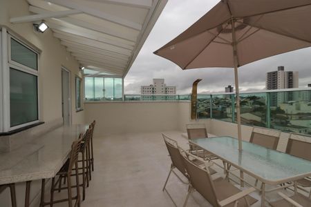 Apartamento à venda com 166m², 3 quartos e 2 vagasQuintal