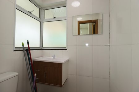 Apartamento à venda com 166m², 3 quartos e 2 vagasBanheiro de Serviço