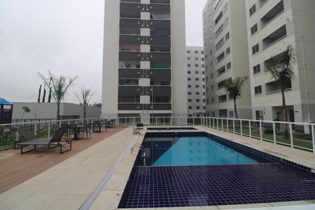 Apartamento à venda com 44m², 2 quartos e 1 vagaPiscinas