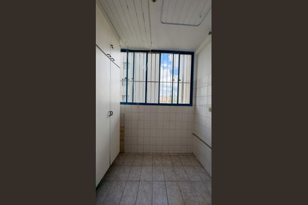 Apartamento para alugar com 100m², 3 quartos e 1 vaga Apartamento para alugar com 100m², 3 quartos e 1 vagaCozinha e Área de Serviço