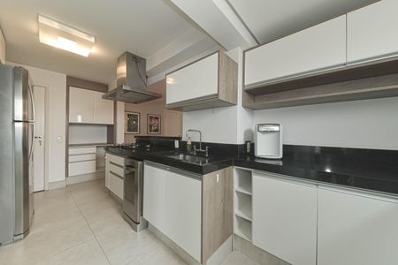 Apartamento à venda com 112m², 2 quartos e 2 vagasCozinha