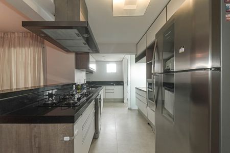 Apartamento à venda com 112m², 2 quartos e 2 vagasCozinha