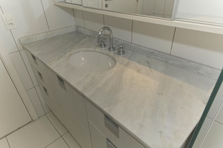 Apartamento à venda com 112m², 2 quartos e 2 vagasBanheiro da Suíte 2