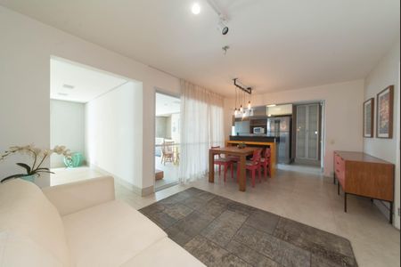 Apartamento à venda com 112m², 2 quartos e 2 vagasSala