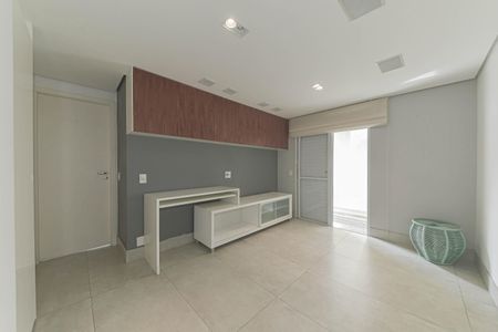 Sala de TV de apartamento à venda com 2 quartos, 112m² em Chácara Santo Antônio (zona Sul), São Paulo