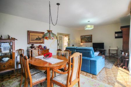 Sala de casa à venda com 3 quartos, 240m² em Vila Romana, São Paulo