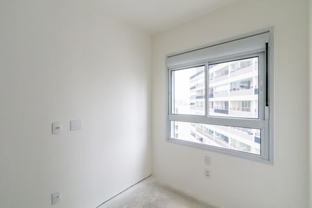Apartamento à venda com 79m², 3 quartos e 1 vaga Apartamento à venda com 79m², 3 quartos e 1 vagaQuarto 02