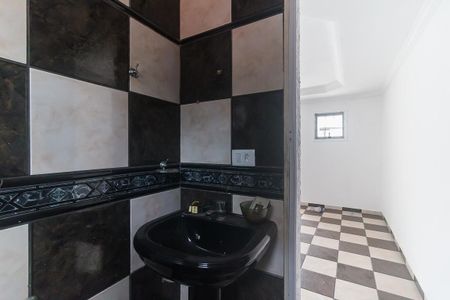 Casa para alugar com 170m², 3 quartos e 2 vagasBanheiro da Suíte