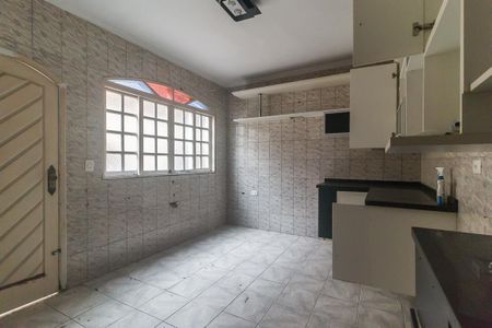 Casa para alugar com 170m², 3 quartos e 2 vagasCozinha