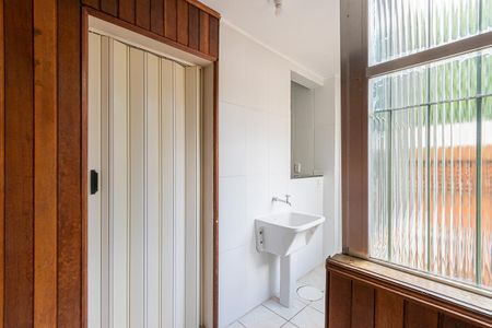 Área de serviço de apartamento à venda com 2 quartos, 46m² em Independência, Porto Alegre