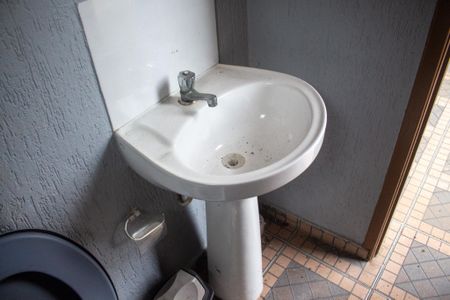 Casa para alugar com 450m², 2 quartos e 4 vagasBanheiro Churrasqueira