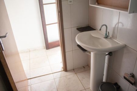 Casa para alugar com 450m², 2 quartos e 4 vagasBanheiro 